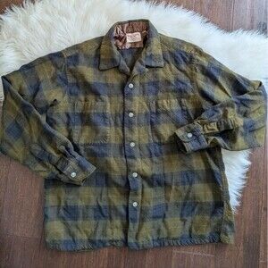 Vintage 1960s? Game and Lake Plaid Button-Up Shirt Green Black L Large 16-16.5